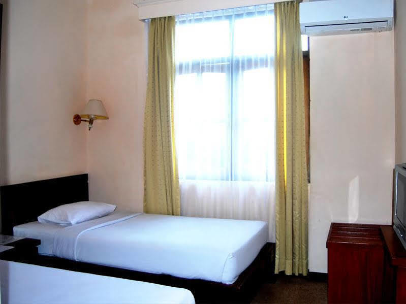 Hotel Bumi Asih Padangsidimpuan Batubelubang Bagian luar foto